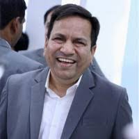 Robert Aichele's Instagram, Twitter & Facebook