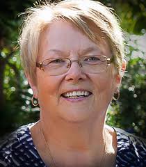 Obituary for Patricia "Pat" Earle (Penton)