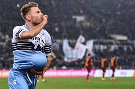 Oggi la premiazione al campidoglio, con la sindaca di roma virginia raggi e il presidente della lazio claudio lotito Fotonotizia Immobile Esulta Col Pancione Bebe In Arrivo Tuttomercatoweb Com