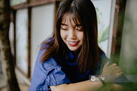 Linh ngọc đàm tên thật là đàm thị ngọc linh, là một nữ streamer nổi tiếng không xa lạ gì với giới trẻ nghiện game tại việt nam hiện nay. Hot Streamer Linh Ngá»c Ä'am Minh Sá»'ng Thoáº£i Mai Vá»›i Nghá» Nuoi Ä'Æ°á»£c Bá»' Máº¹ Va 2 Em