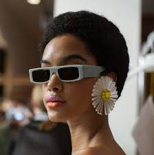 We collected the best haircuts in this stunning guide to help you look pretty in 2017. 80s Beauty Trend How To Do 80s Hair Makeup And Nails