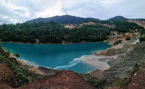 Template:unreferenced federal route 1 'bold text' is the first federal road in malaysia, and among the oldest federal roads in malaysia, having been constructed by the british government during colonial times. Blue Lake Bukit Ibam Pahang Malaysia