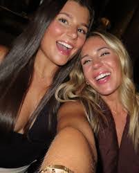 Jasmine Whipple's Instagram, Twitter & Facebook