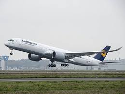 Lufthansa Le Premier Airbus A350 Officiellement Livre Avion De Ligne Aviation Civile Compagnie Aerienne