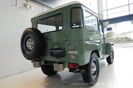 The toyota fj45lv is the classic land cruiser we know and love's bigger brother. 1968 Toyota Land Cruiser Fj40 Fashion Green Classic Throttle Shop