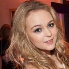 Rose Noble (@RSNrosenoble)