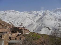 Les Importantes Chutes De Neige Au Maroc Touchent Durement Les Populations Enclavees Menant Parfois A Des Drames L Effondrem Maroc Paysage Hiver Maroc Voyage