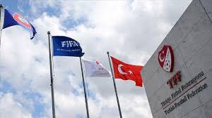 Bir sezonda 21 takımın mücadele ettiği ligde, her takımın diğerleriyle ikişer maç yaptığı çift devreli lig usulü uygulanmaktadır. Turkish Super Lig To Resume On June 12 Turkish News