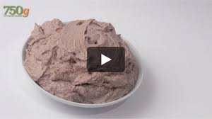 Creme Au Beurre Pralinee A La Meringue Italienne Pour Buche Creme Au Beurre Praline Meringue Italienne Meringue