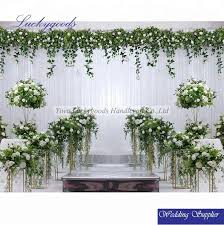 Koleksi oleh evi purnami • terakhir diperbarui 10 hari lalu. Lfb932 Bunga Gantung Buatan Tangan Dekorasi Panggung Latar Belakang Gereja Karangan Bunga Buy Hanging Flower Arrangements Church Backdrop Decoration Stage Decoration Product On Alibaba Com