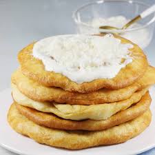 May 31, 2021 · już od 4 do 6 czerwca na placu teatralnym przy centrum spotkania kultur w lublinie zaparkują najlepsze food trucki z kuchnią z różnych stron świata. Langosz To Niezwykle Prosty I Pyszny Placek Wegierski Ktory Zrobisz Doslownie Z Kilku Skladnikow Ciasto Podobne Jest D Food Cooking And Baking Food And Drink