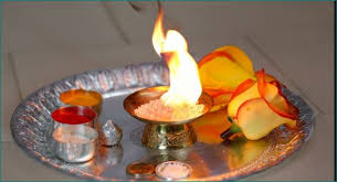 Air kapur in a sentence and translation of air kapur in english dictionary with audio pronunciation by dictionarist.com. Vastu Gyan Lighting Camphor At Home Destroys Negative Energy Newstrack English 1