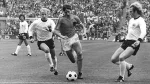 Sa sublime frappe face à l'argentine vient d'être élu plus beau but du mondial. Football De Gauche L Express