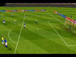 Fußball ist eine ballsportart, bei der zwei mannschaften mit dem ziel gegeneinander antreten, mehr tore als der gegner zu erzielen und so das spiel zu gewinnen. Special Top 4 Der Fussballspiele Youtube