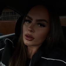 Leah Nolan (@leahnolannn)