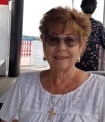 Terry Lott's Instagram, Twitter & Facebook