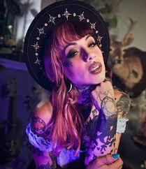 Vegan Felt Wide Brim Hat