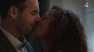 Un si grand soleil : une demande en mariage, Janet et Clément  s'embrassent...le résumé de l'épisode 228 diffusé le 10 juillet : Femme  Actuelle Le MAG