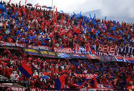 Medellín contrataba grandes jugadores, pero jugar con obesos no le daba resultado. Denuncian Negligencia En La Devolucion Dinero Por Parte Del Dim A Sus Hinchas Totus Noticias