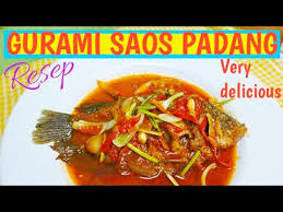 Deep fried carp with sour and sweet taste. Resep Gurami Saos Padang Padang Fish Sauce Recipe Indonesian Style Youtube