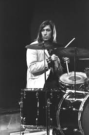 I am working hard to get fully fit but i have today accepted on the advice of the experts. Little Steven S Underground Garage A Twitter Onthisday In 1963 Drummer Charlie Watts Joined The Rolling Stones After Leaving Blues Incorporated And His Job Working As A Graphic Designer Lsug Https T Co 0nyo8mhlsh