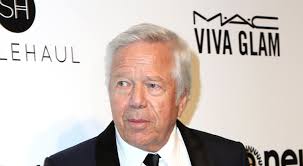 America mints more billionaires than any other country. Robert Kraft Das Riesige Vermogen Des Patriots Besitzers 2021