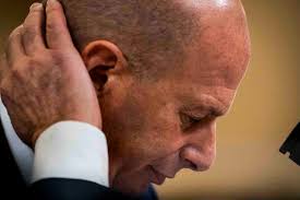 In an Echo of Watergate and John Dean, an Adviser Points to Trump