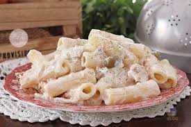 Pasta Tonno E Philadelphia Allacciate Il Grembiule