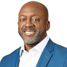 Daniel Eversole's Instagram, Twitter & Facebook