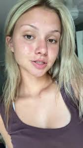 Mia Humphreys's Instagram, Twitter & Facebook