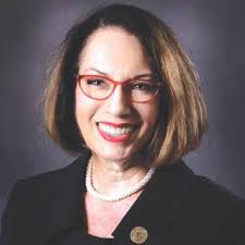 Residential fire claims life in Moore's Ferry