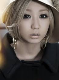 koda kumi シヨートボブ パーマ ショートのヘアスタイル 歌姫