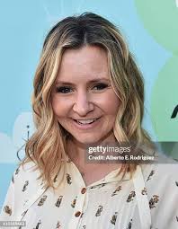 8,479 Beverly Mitchell Photos & High Res Pictures