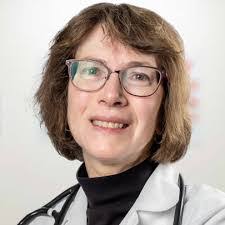 Mable Lyons's Instagram, Twitter & Facebook