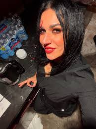 Sheila Hinzman's Instagram, Twitter & Facebook