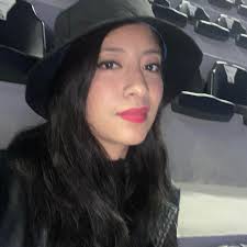 Más sin en cambio a lo que viene siendo comare