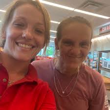 Good chicken wing spots in Cincinnati (no big wings). Thank you