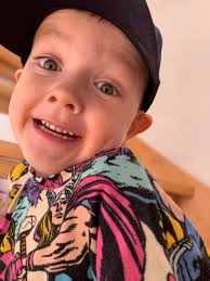 🥰💚Igg Stor søster har leget med kamera med sin mobil . Lillebror har  været en model iggu inequnartuussuara han er min lille søn mors baby  🫶🏻🥰💚 aqqaluu