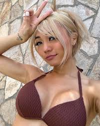 Trixie Dang - Free nude pics, galleries & more at Babepedia