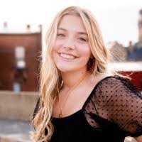 Gail Ayers's Instagram, Twitter & Facebook