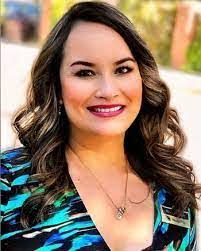 Vivian Padron's Instagram, Twitter & Facebook