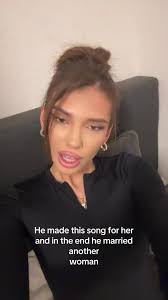 Fiona (@albaniangirlnamedfiona)’s videos with original sound