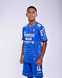 None dawnbreak partake in empire reborn event, log in on nov 30 and claim for free. Tak Kalah Mahal Ini 10 Pemain Indonesia Dengan Market Value Tertinggi