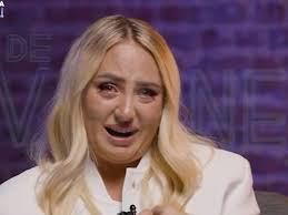 Rocío Flores, "destrozada" en su regreso a Telecinco: "Pensaba que mi padre se iba a suicidar"