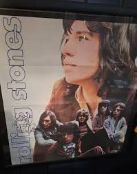 Selling Bob Dylan drawings. Shipping is already included in the price. In  the package, the Drawings are protected by a plastic folder.