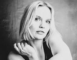 Kathrine Sørland Prosjekter :: Photos, videos, logos, illustrations and  branding :: Behance