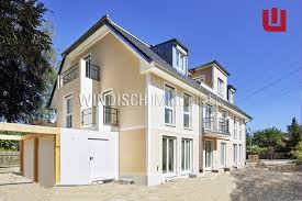 Günstig kaufen kann man immobilien insbesondere vor den toren der stadt im näheren umland. Reiheneckhaus In 80999 Munchen Allach Windisch Immobilien