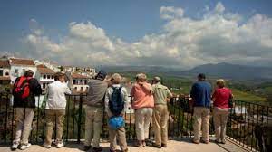 Guvernul discută în ședința de astăzi un proiect de. InformaÅ£iile Privind Datele Cu Caracter Personal Ale Turistilor Gestionate Prin Serviciul De TelecomunicaÅ£ii Speciale