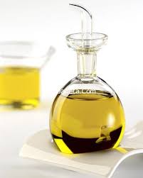 فوائد زيت فيتامين E للشعر وكيفية استخدامه Oil Cleansing Method Homemade Deep Conditioner Oil Treatments