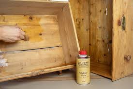 Gamvar dries purely by solvent evaporation. Shellac Varnish Kreidezeit Naturfarben Gmbh